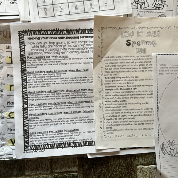 Homeschooling lot 🍎 - Picture 6 of 17